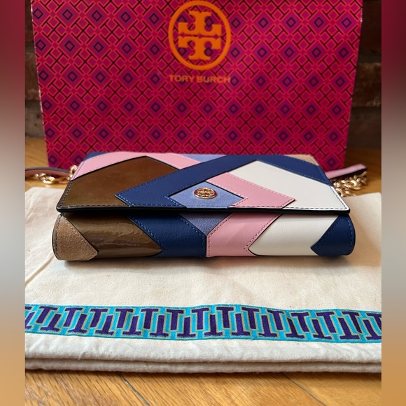 NWOT Tory Burch Multicolor Robinson Pieced Chain Wallet - Picture 5 of 11